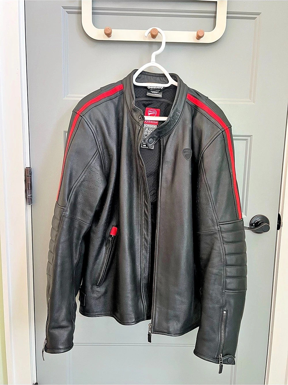 Ducati by Alpinestars Men's Leather Motorcycle Jacket Black & Red Size US 46 / E